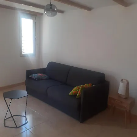 Avec Piscine Apartment